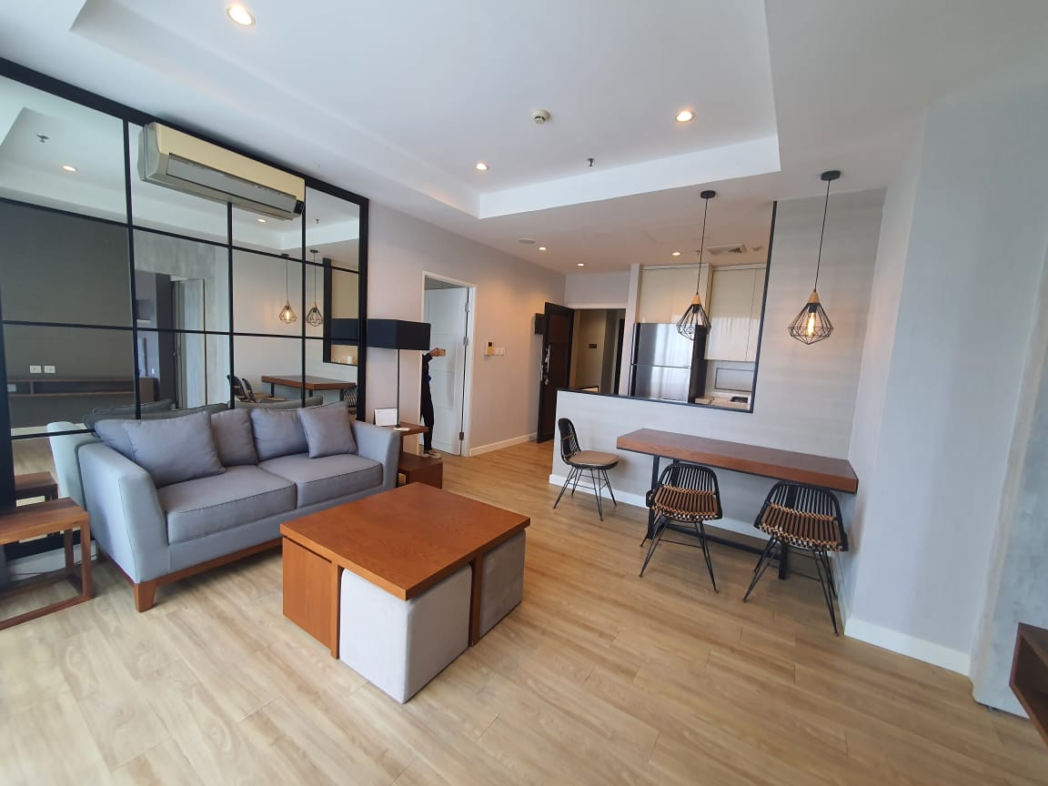 Dijual Apartemen Essence Darmawangsa Tipe 3 Kamar Tidur Kondisi Fully Furnished